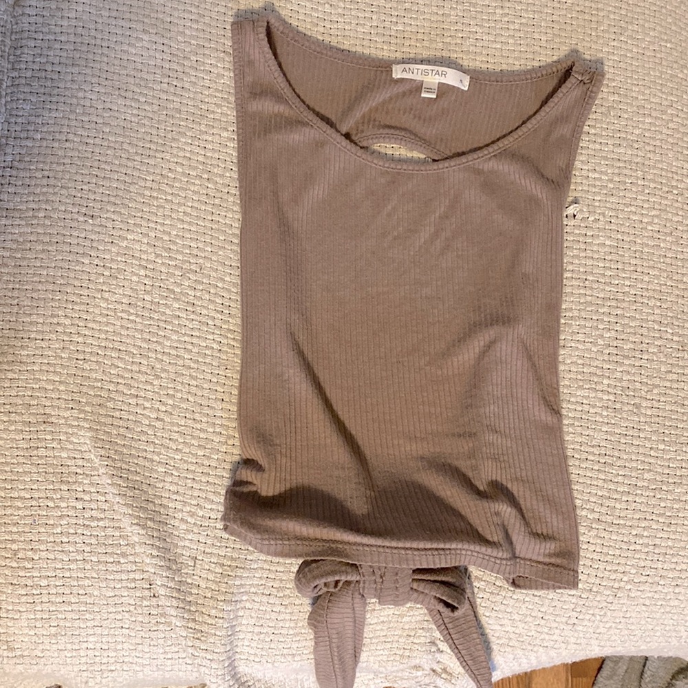 Small tank top, open back